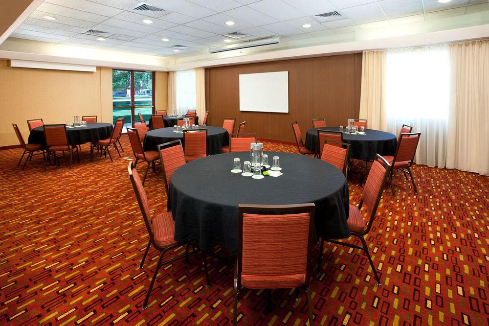 Courtyard By Marriott Denver Airport Exterior foto