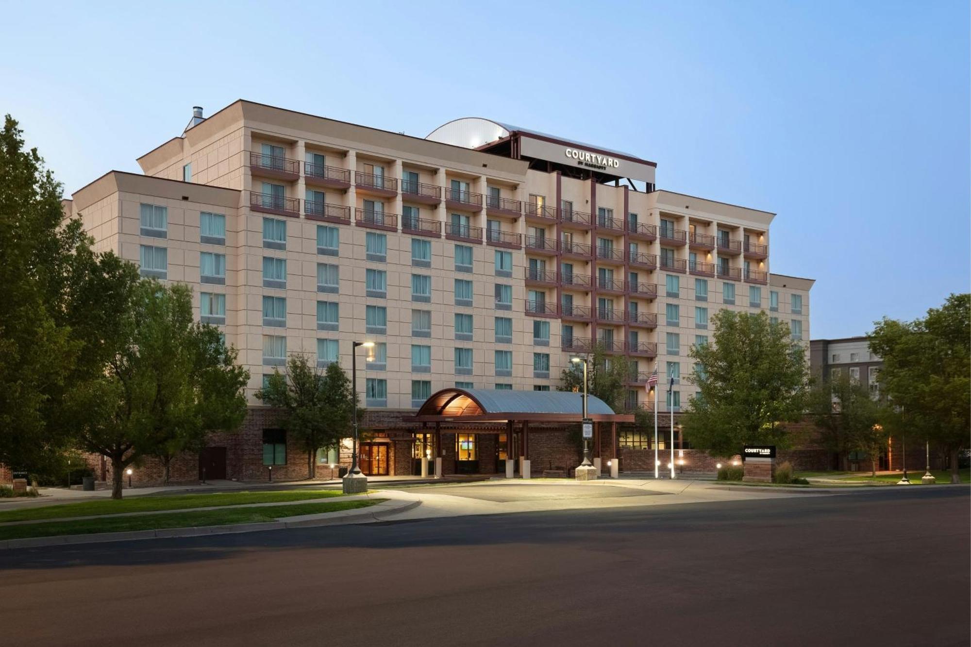 Courtyard By Marriott Denver Airport Exterior foto