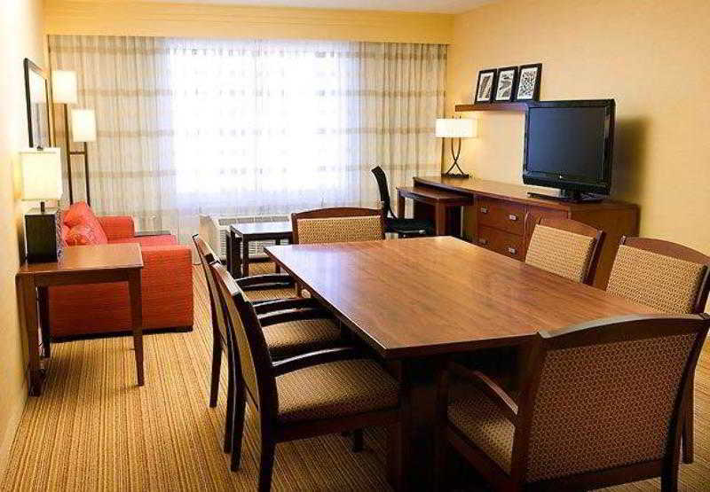 Courtyard By Marriott Denver Airport Exterior foto