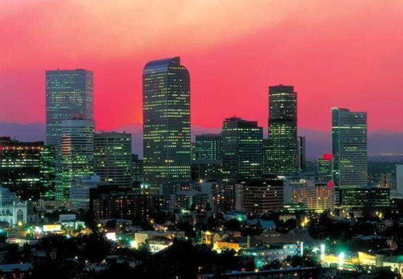 Courtyard By Marriott Denver Airport Servicios foto